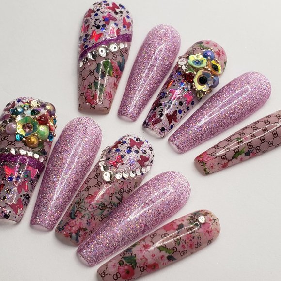 Press On Nails - Picture 2 of 6